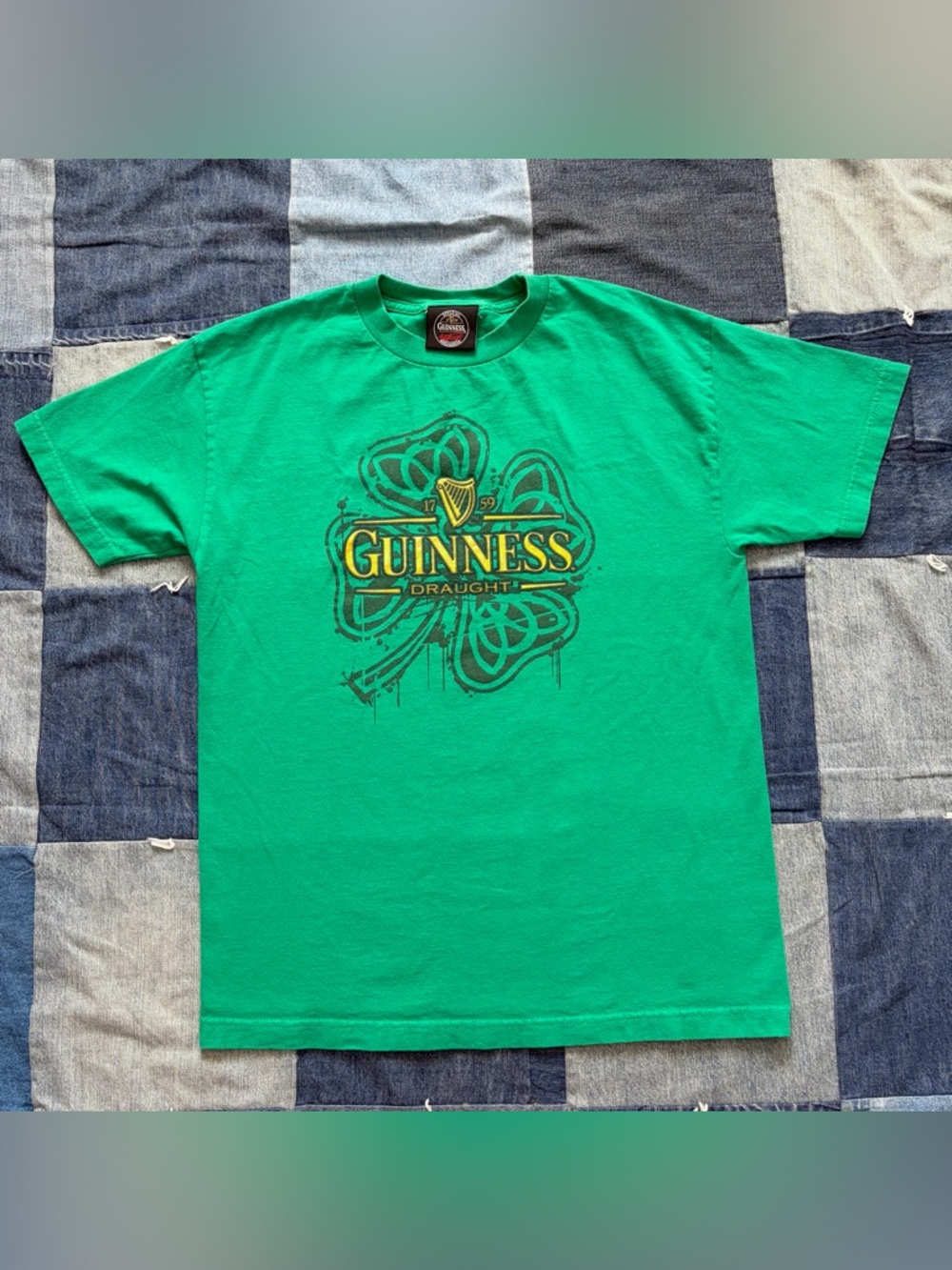 y2k guinness draught green t shirt lucky clover graphic beer 100% cotton size M